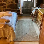 Casa 5 Cruzes Dentro Da Muralha Holiday home Sortelha