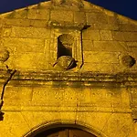 Casa 5 Cruzes Dentro Da Muralha