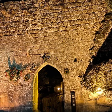 Casa vacanze Casa 5 Cruzes Dentro Da Muralha *