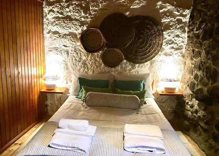 Casa 5 Cruzes Dentro Da Muralha Feriehus Sortelha