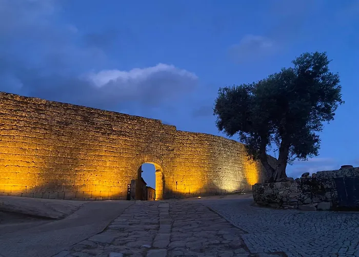 Casa 5 Cruzes Dentro Da Muralha *