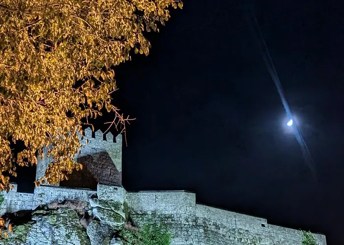 Casa 5 Cruzes Dentro Da Muralha *