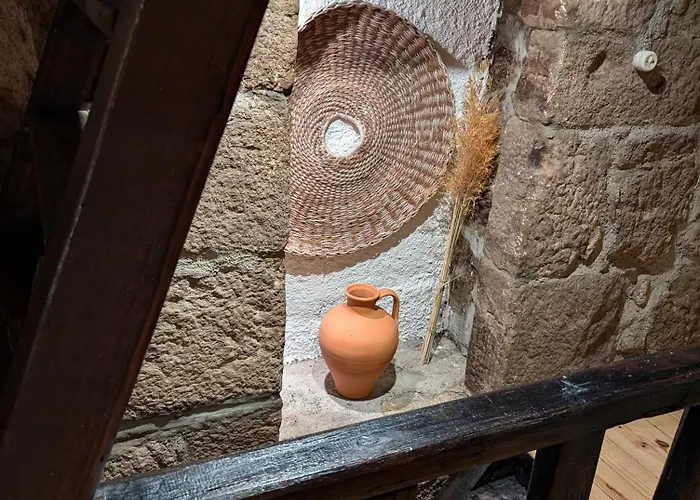 Casa 5 Cruzes Dentro Da Muralha Sortelha