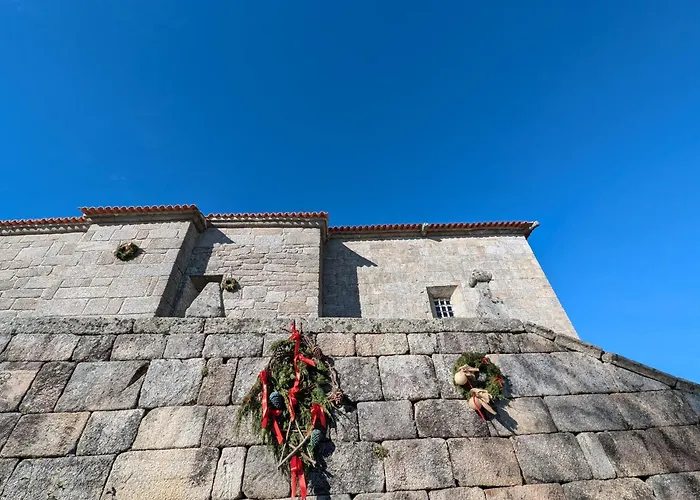 Casa 5 Cruzes Dentro Da Muralha Feriehus Sortelha